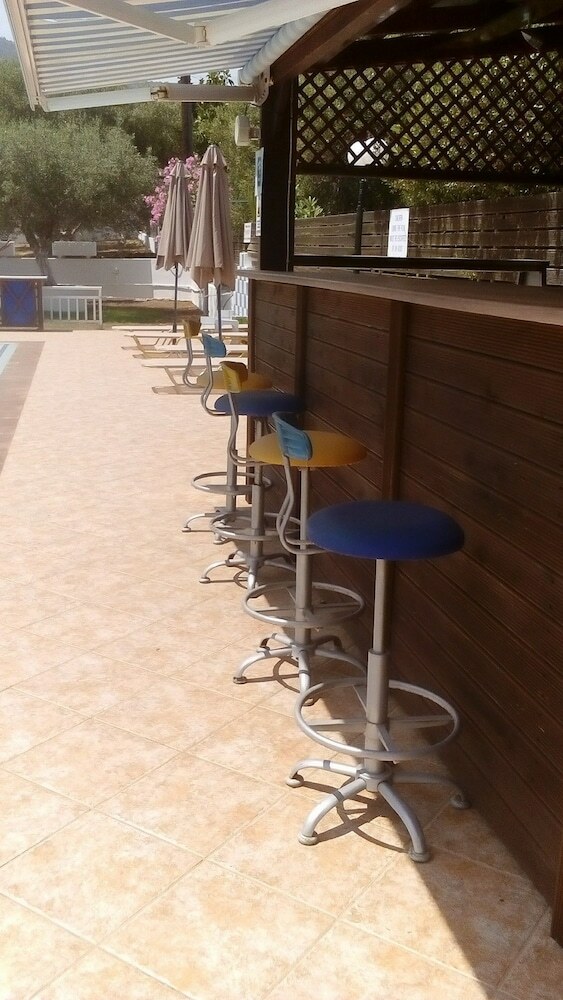 Hotel Triton