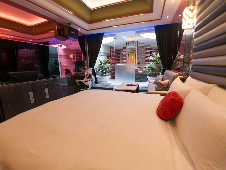 Sweet Love Boutique Motel