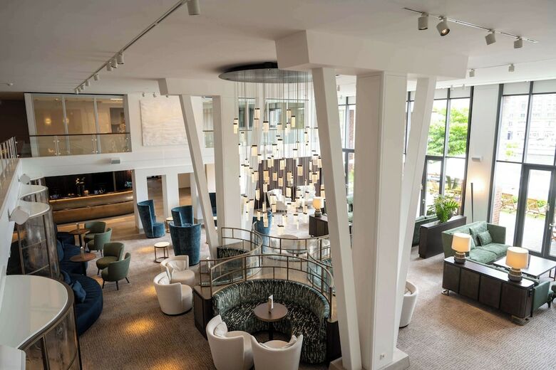 Radisson Blu Senator Hotel