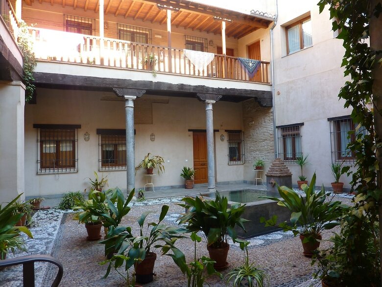 Apartamentos Abadia Suites