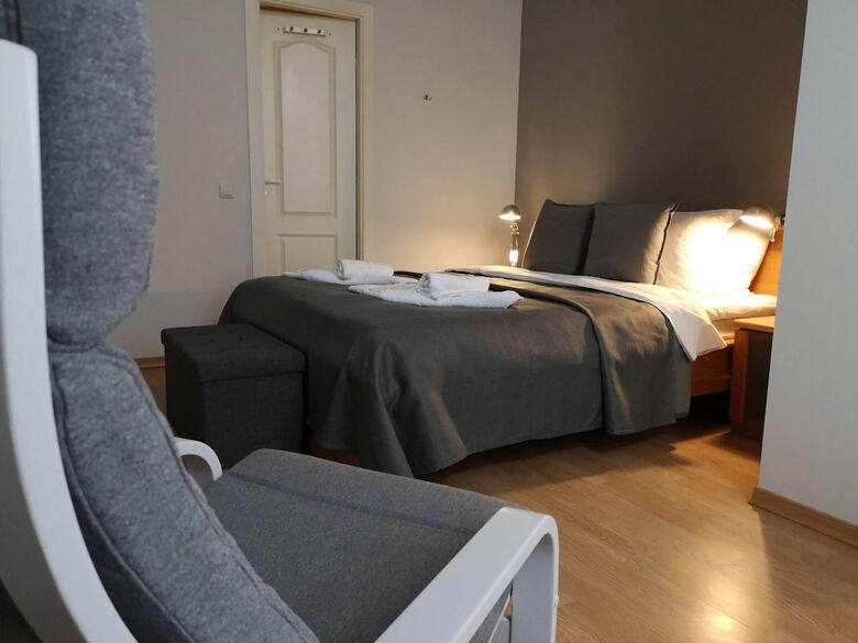Bearsleys Downtown Apartments