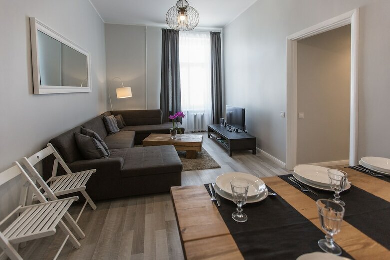Bearsleys Downtown Apartments