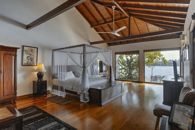 Villa Republic Bentota - Entire Villa (06 Bedrooms)