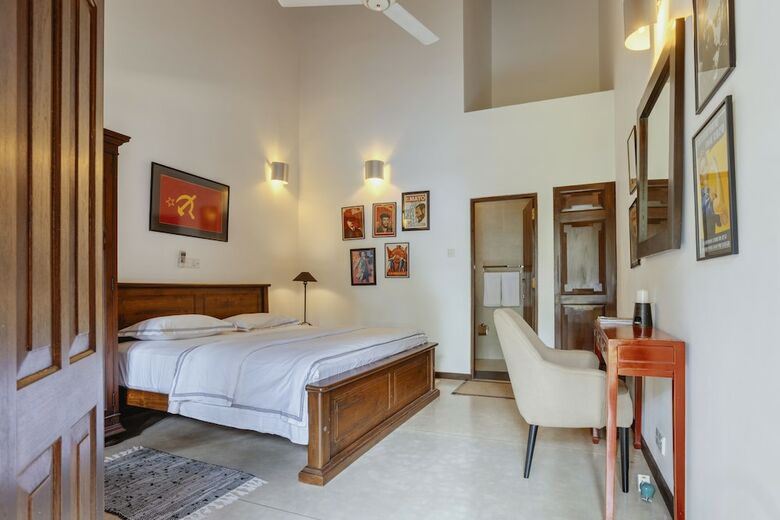 Villa Republic Bentota - Entire Villa (06 Bedrooms)