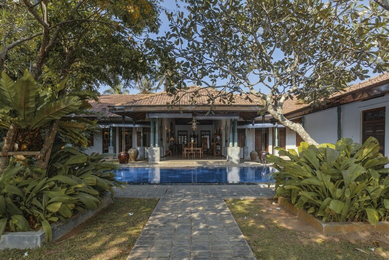 Villa Republic Bentota - Entire Villa (06 Bedrooms)