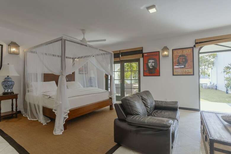 Villa Republic Bentota - Entire Villa (06 Bedrooms)