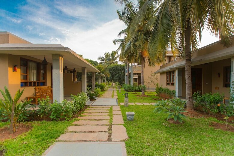 Hotel Heritage Resort Hampi