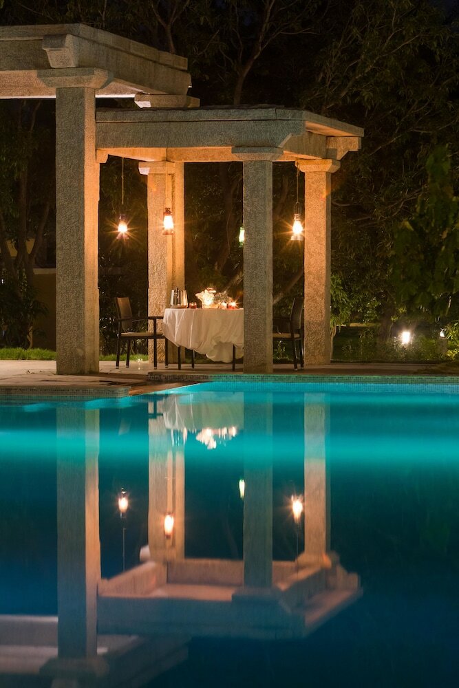 Hotel Heritage Resort Hampi