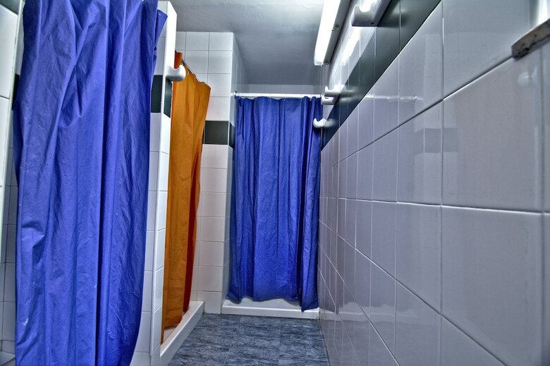 Hostal Albergue Juvenil de Bustiello