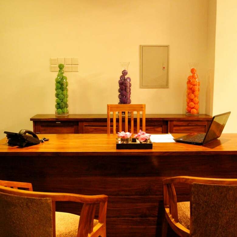 Port View City Hotel
