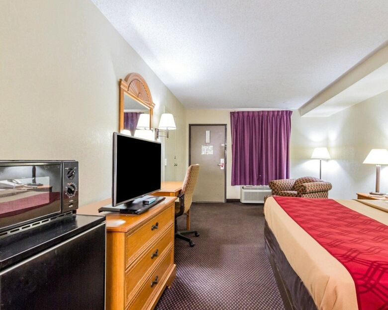 Hotel Econo Lodge Inn & Suites