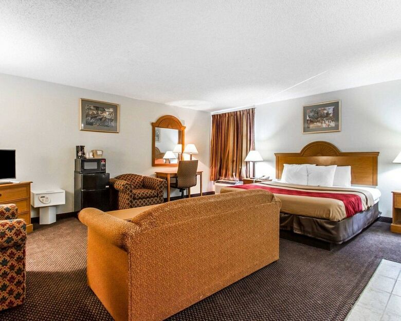 Hotel Econo Lodge Inn & Suites