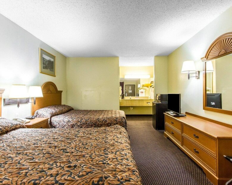 Hotel Econo Lodge Inn & Suites