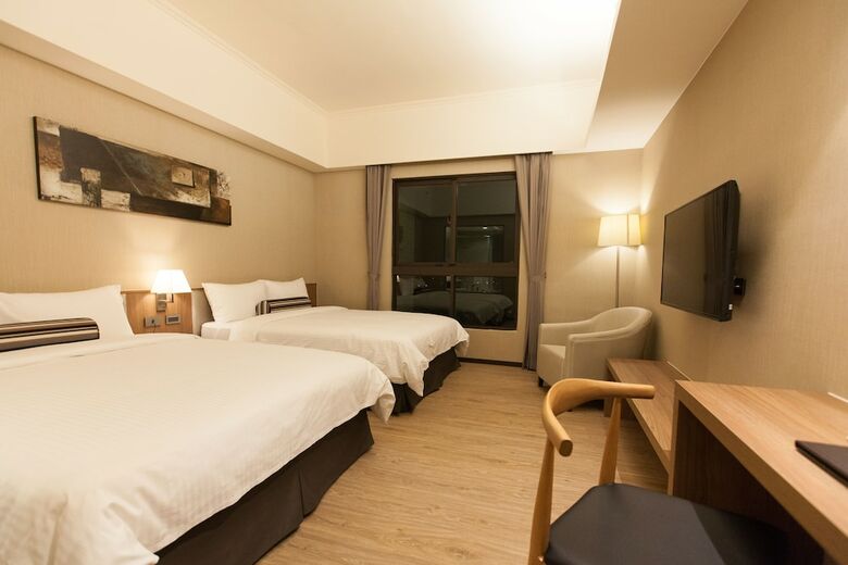 F Hotel Chihpen