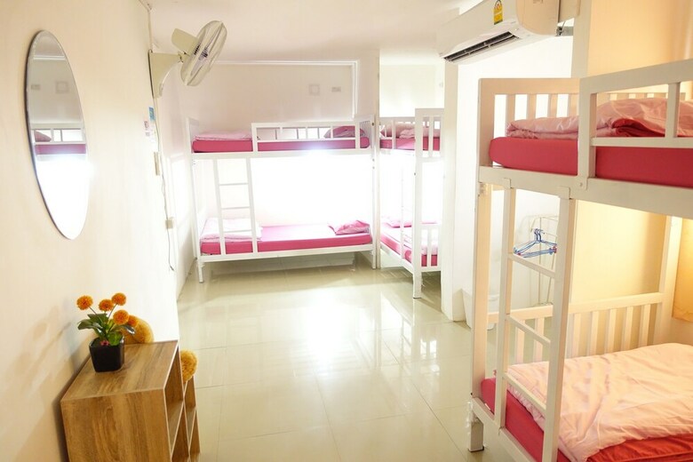 Hostal 1sabai Hostel