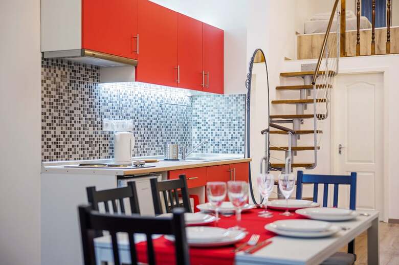 Grand Boulevard Apartments