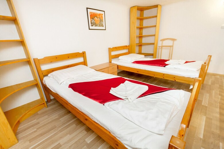 Grand Boulevard Apartments