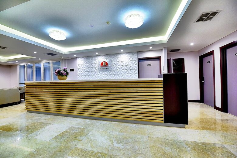 Megaboom City Hotel