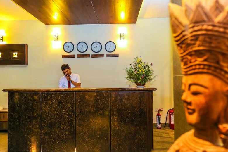 Oak Ray City Hotel