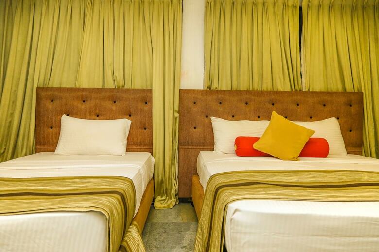 Oak Ray City Hotel