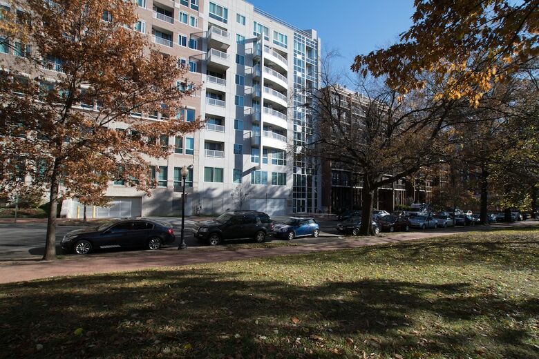 Apartamentos Joud Residence