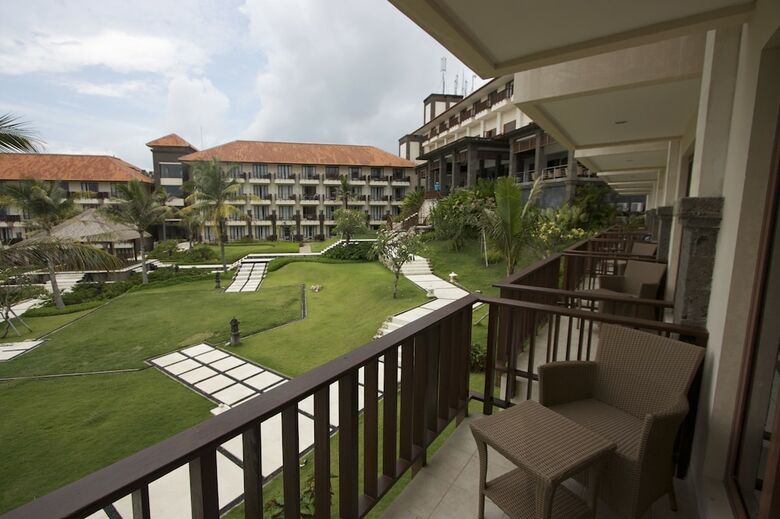 Apartamento New Kuta Hotel