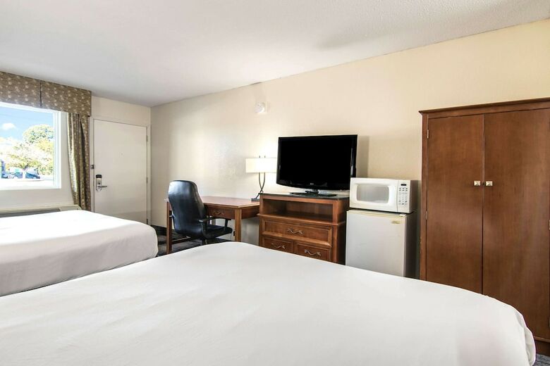 Motel Americas Best Value Inn Perry