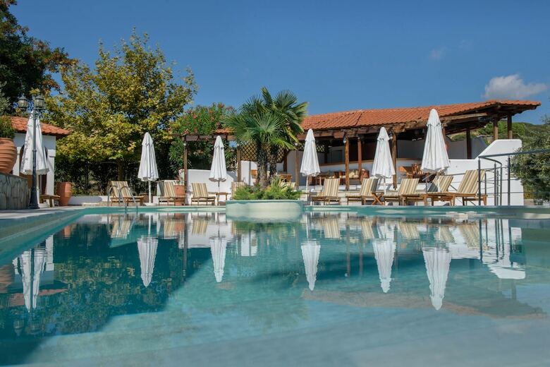 Hotel Pyrgos Boutique & Suites