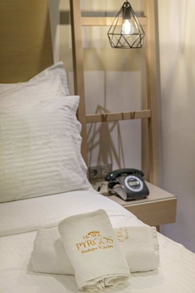 Hotel Pyrgos Boutique & Suites