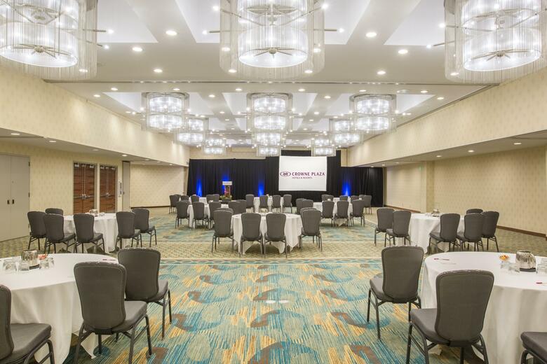 Crowne Plaza Hotel Seattle