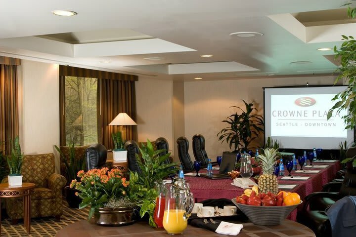Crowne Plaza Hotel Seattle