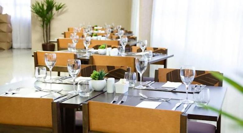 Bristol Alameda Business Hotel