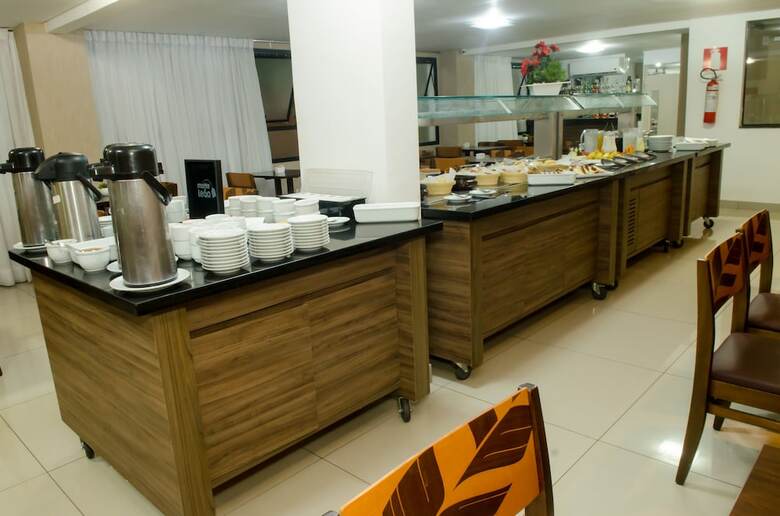 Bristol Alameda Business Hotel