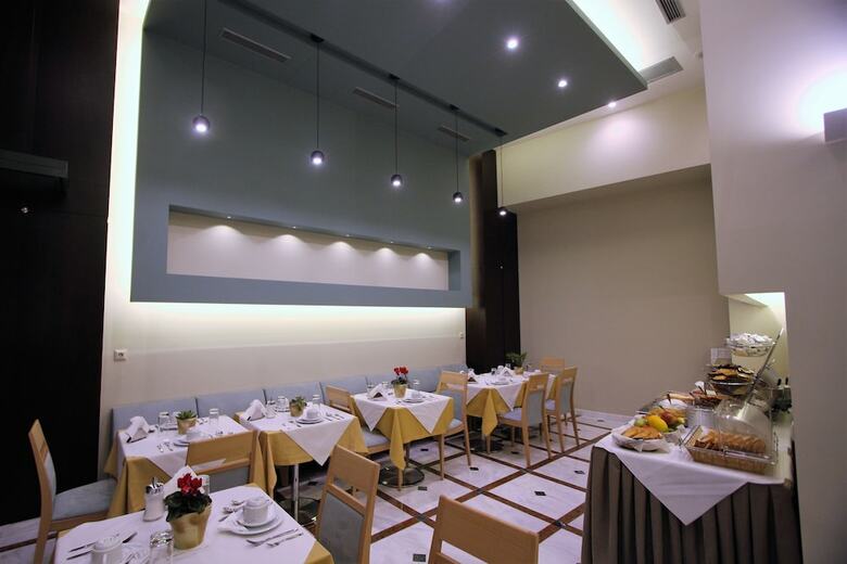 Morfeas Hotel