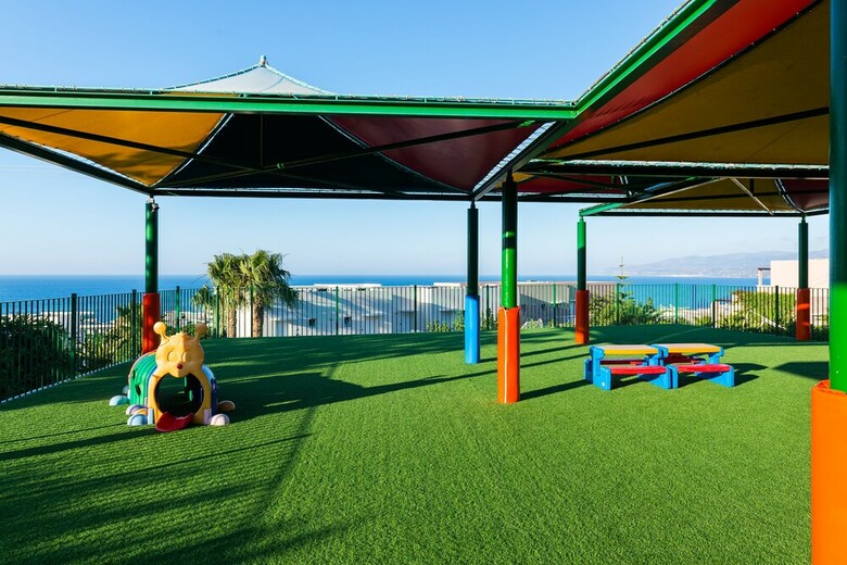 Grand Hotel Holiday Resort