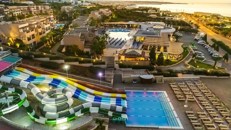 Grand Hotel Holiday Resort