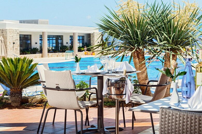 Grand Hotel Holiday Resort