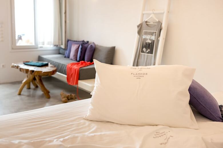 Hotel Flaskos Suites