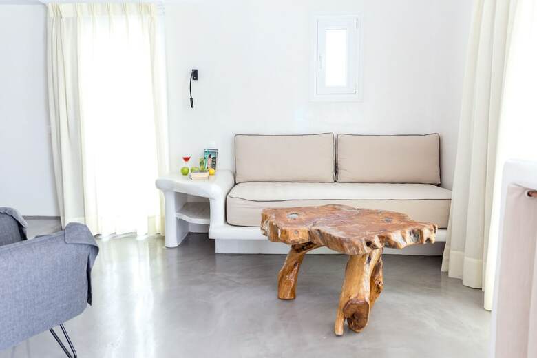 Hotel Flaskos Suites