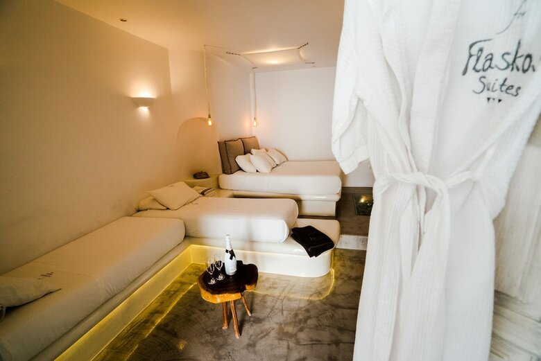 Hotel Flaskos Suites