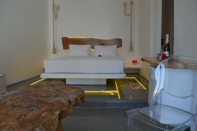 Hotel Flaskos Suites