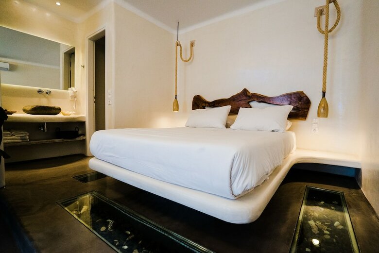 Hotel Flaskos Suites