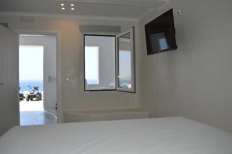 Hotel Flaskos Suites