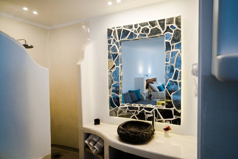 Hotel Flaskos Suites