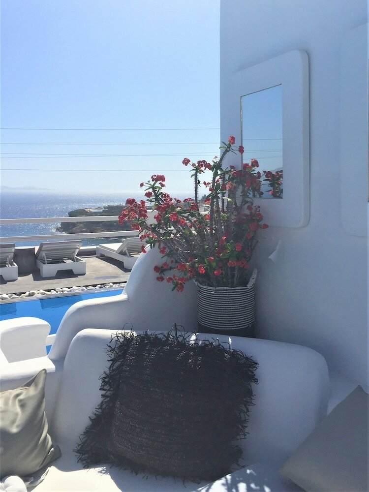 Hotel Flaskos Suites