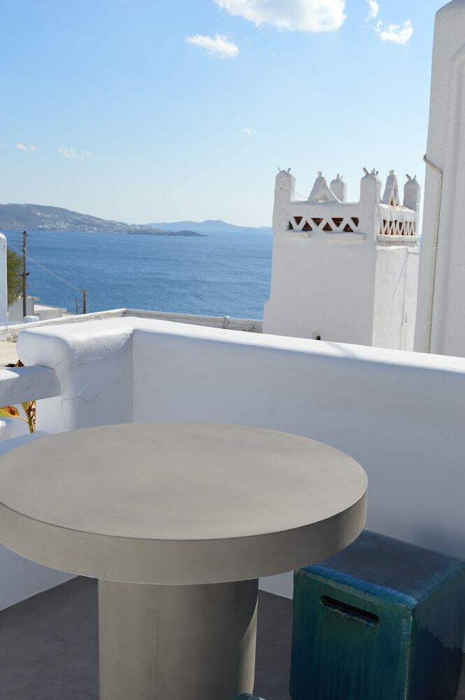 Hotel Flaskos Suites