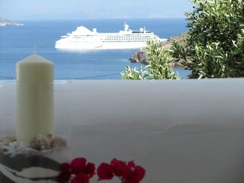 Porto Scoutari Romantic Hotel