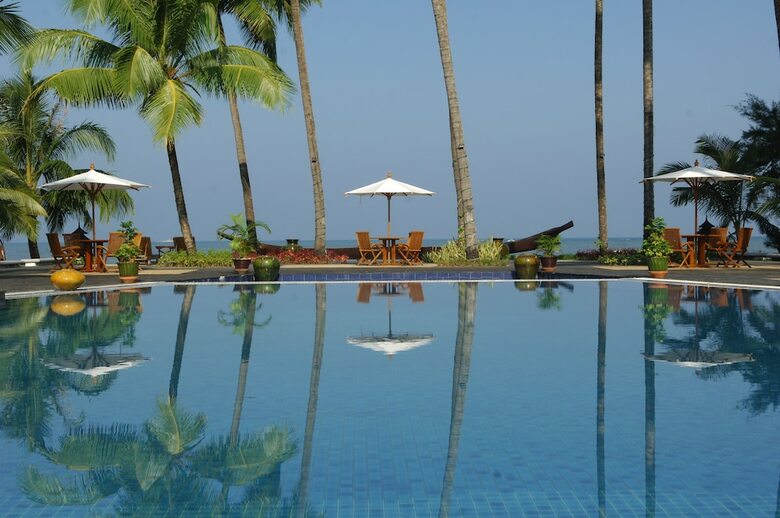 Hotel Amazing Chaung Tha Resort