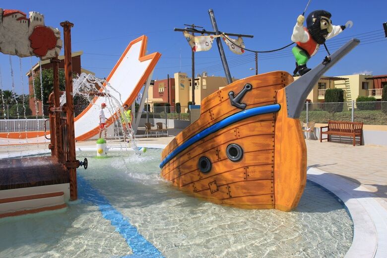 Hotel Electra Holiday Village Water Park Resort