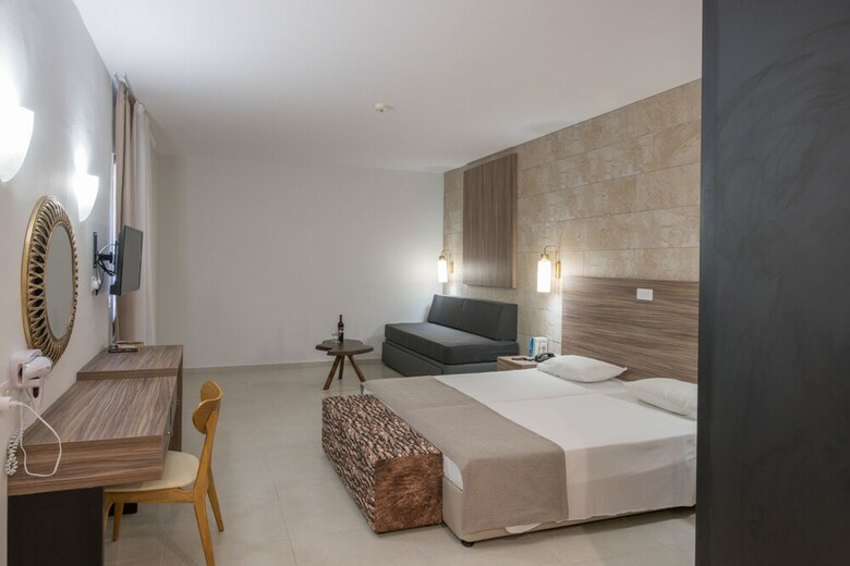 Hotel Electra Holiday Village Water Park Resort